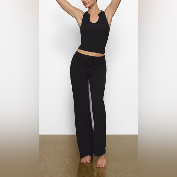 SKIMS COTTON JERSEY STRAIGHT LEG PANT, SIZE SMALL(short girl friendly) - Picture 2 of 6